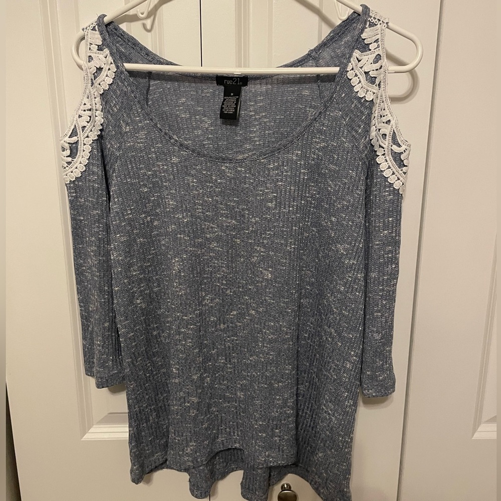3/4 sleeve shoulderless top